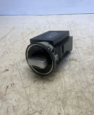 Volkswagen Golf V Ignition lock 3C0905843 3330 0246Q07S