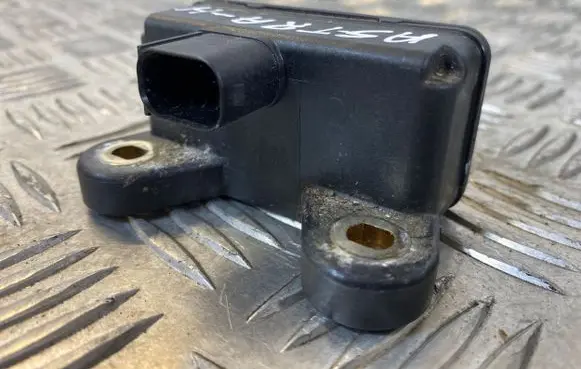 Opel Astra H ESP acceleration yaw rate sensor 13257073