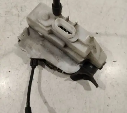 Renault Scenic II - Grand scenic II Front door lock