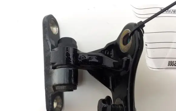 Mercedes-Benz ML W164 Front door upper hinge A2517200137