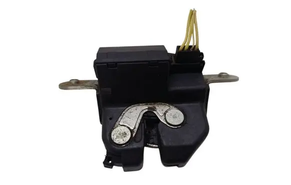 Opel Corsa D Tailgate/trunk/boot lock/catch/latch 55701971