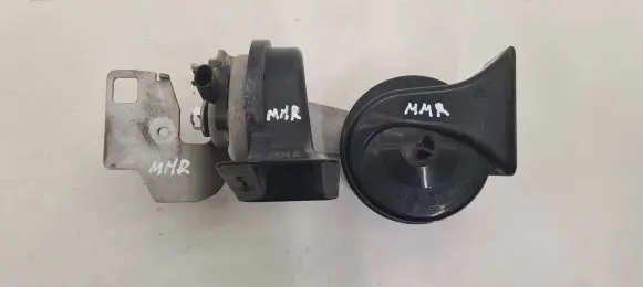 BMW 5 E60 E61 Horn signal 6935709