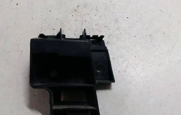 Volkswagen Golf VI Rear bumper mounting bracket 5K6807393A