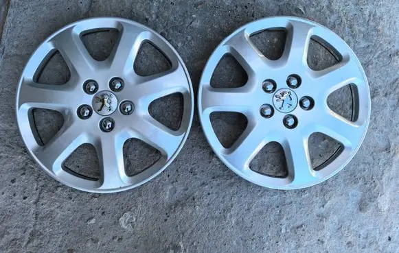 Peugeot 407 R16 wheel hub/cap/trim 9646604080