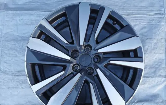 Peugeot 3008 II R19 alloy rim 9809685477