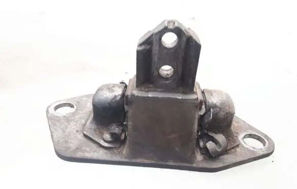 Volvo S60 Gearbox mount 6D15