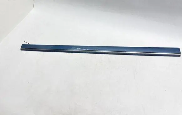 Mercedes-Benz E W211 Front door trim (molding) A2116902062