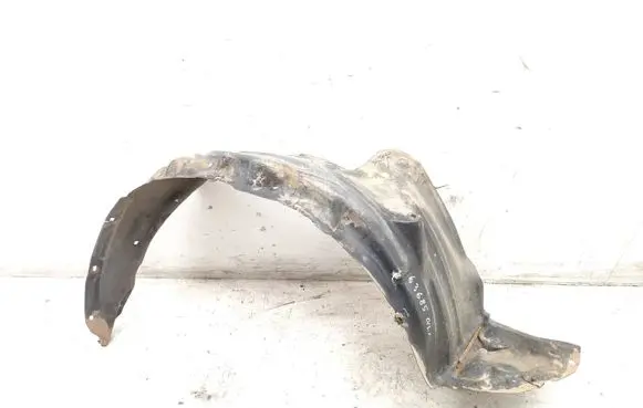 Toyota Hilux (AN10, AN20, AN30) Front wheel arch liner splash guards 