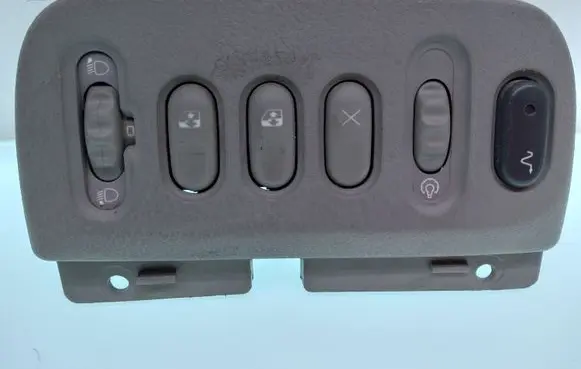 Renault Megane I Electric window control switch