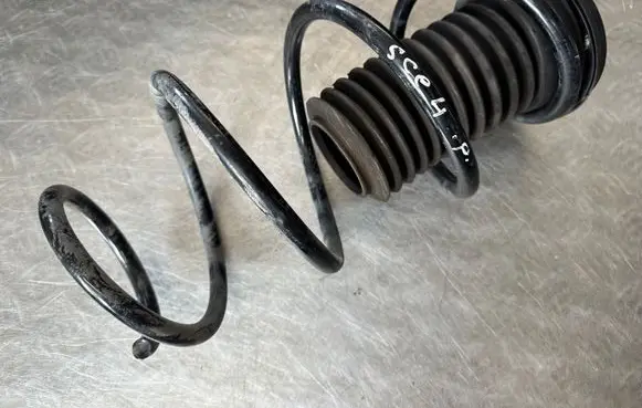 Renault Scenic IV - Grand scenic IV Front coil spring