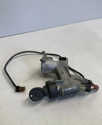 Volkswagen Transporter - Caravelle T4 Ignition lock 701905851