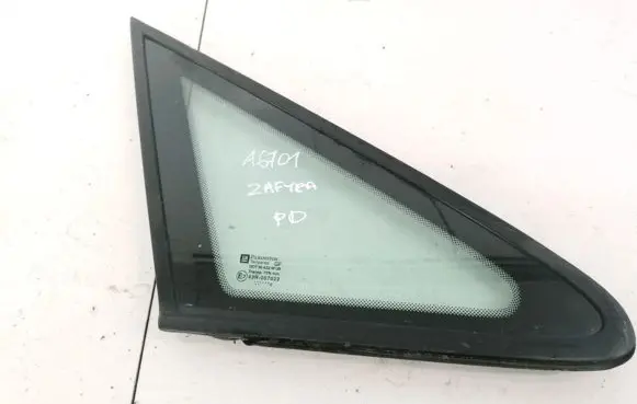 Opel Zafira A Front triangle window/glass 