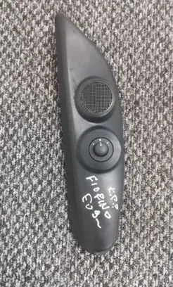 Wing mirror switch
