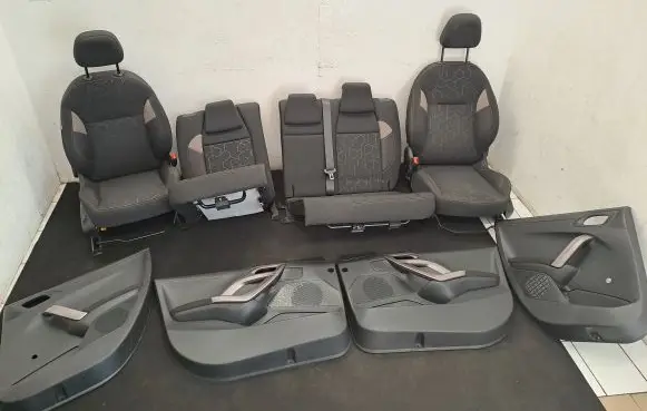 Seat set