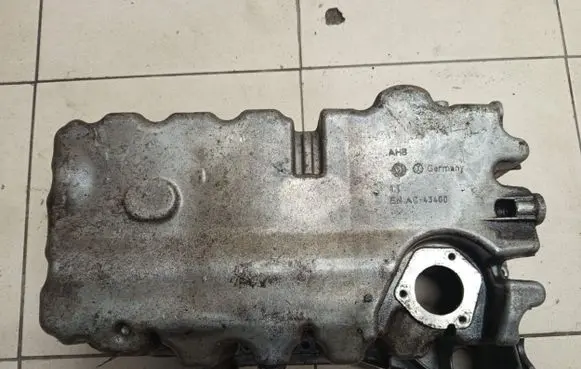Volkswagen PASSAT B6 Oil sump AC43400