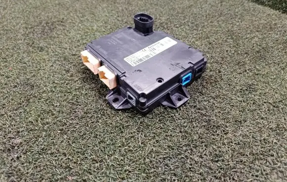 Door central lock control unit/module