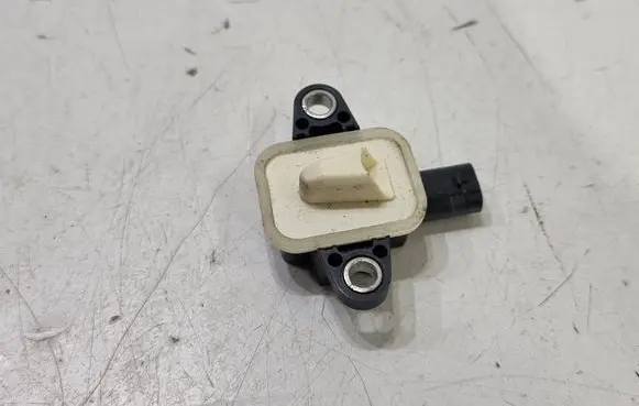 Audi A6 S6 C7 4G Airbag deployment crash/impact sensor 4H0955557 5520RB4 160124