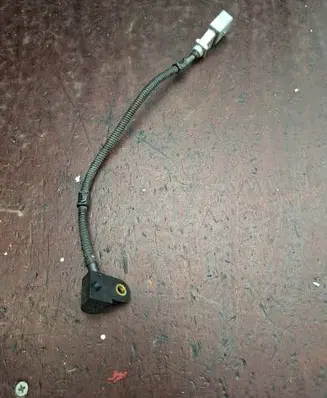 Volkswagen PASSAT B6 Camshaft position sensor 