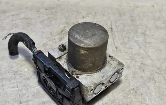 Ford Transit ABS Pump 6C112C405BD