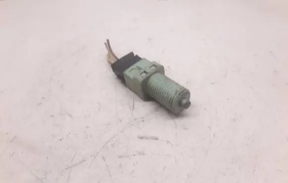 Renault Scenic I Brake pedal sensor switch 7700849783