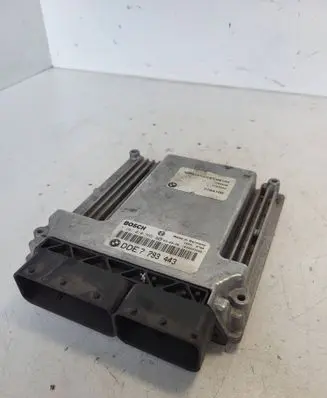 BMW 5 E39 Engine control unit/module 7793443