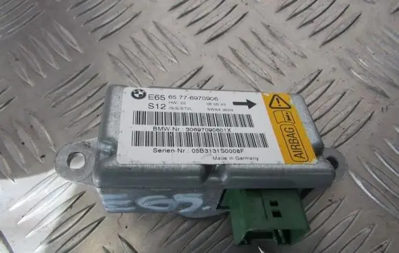 BMW 7 E65 E66 Airbag deployment crash/impact sensor 65776970906 65.77-6970906