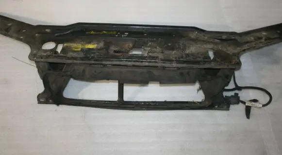 Volvo V50 Top upper radiator support slam panel