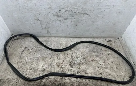 Audi A7 S7 4G Trunk rubber seal (body) 4G8827705B