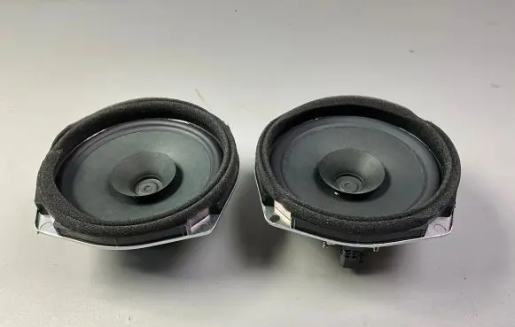 Chevrolet Camaro Parcel shelf speaker 84328370 000196717 7320300000000X