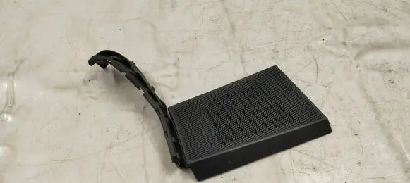 Side speaker trim/cover
