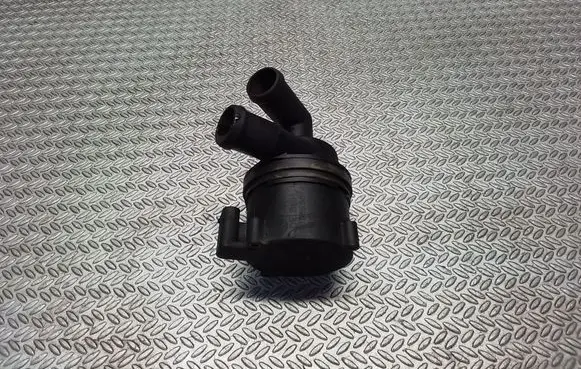 Volkswagen Caddy Electric auxiliary coolant/water pump 5N0965561A