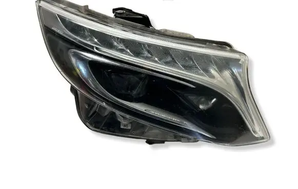 Mercedes-Benz Vito Viano W447 Headlight/headlamp A4479061501