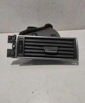 Audi A6 S6 C6 4F Dashboard side air vent grill/cover trim 4F1820902B