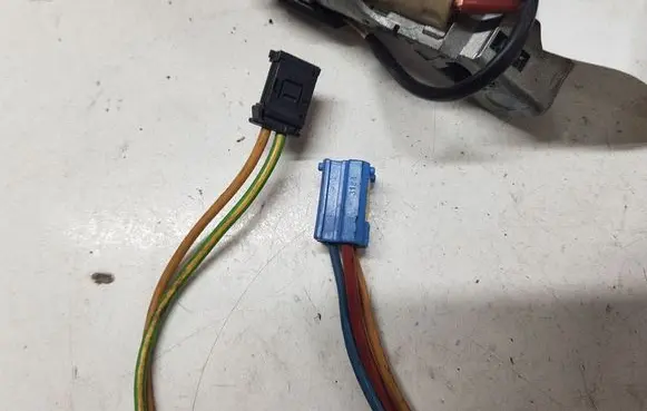 Citroen C5 Ignition lock 9648445180