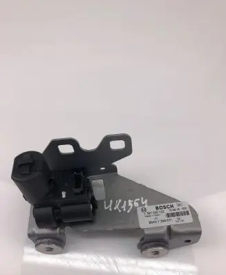BMW 3 F30 F35 F31 Tailgate window lock/catch/latch 7308831