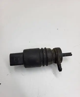Mercedes-Benz E W211 Windscreen/windshield washer pump