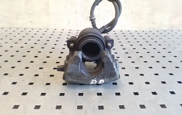 Skoda Octavia Mk3 (5E) Front brake caliper