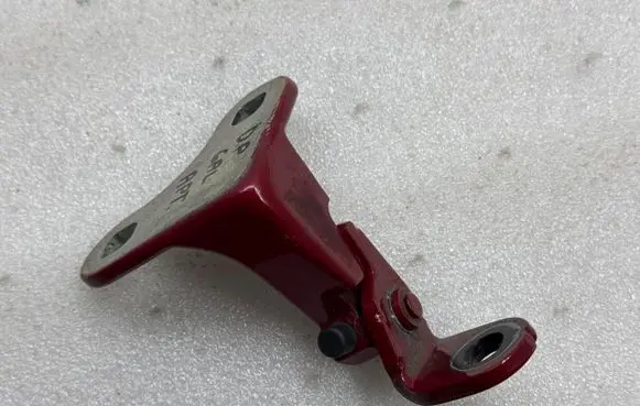 Tesla Model Y Rear door lower hinge 149749900C
