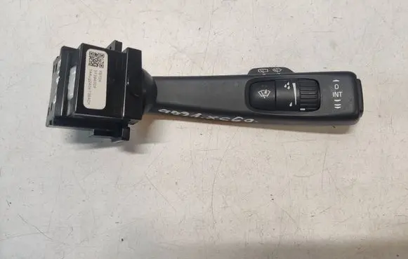 Volvo XC60 Wiper control stalk 31394008