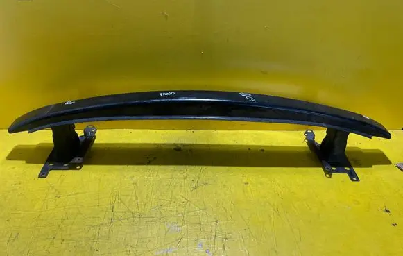 Volkswagen Polo IV 9N3 Front bumper support beam 