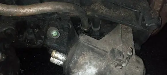 Renault Master II Oil filter cover 