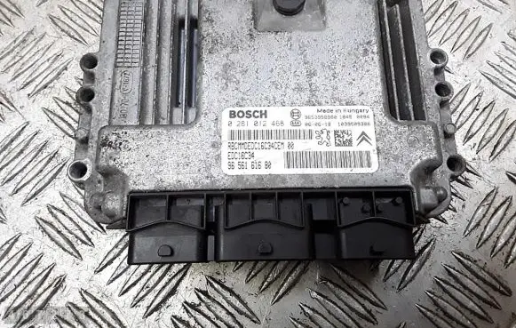 Citroen Xsara Picasso Engine control unit/module