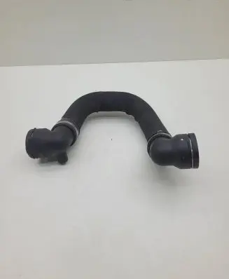 Land Rover Range Rover Velar Engine coolant pipe/hose 1321459 1321382
