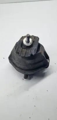 BMW 5 E60 E61 Engine mount bracket 6769874