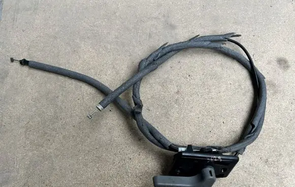 Mercedes-Benz Sprinter W906 Engine bonnet/hood lock release cable A9067400188