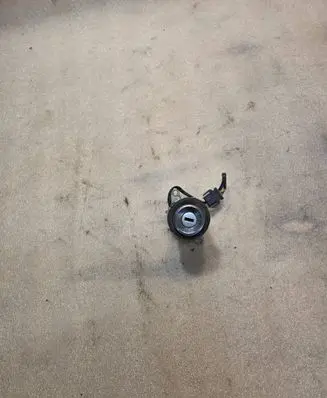 Audi A8 S8 D2 4D Tailgate exterior lock 5862055