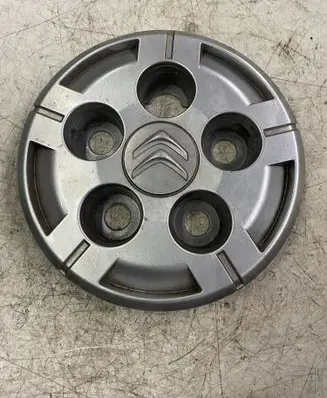 Citroen Jumper R15 wheel hub/cap/trim B985