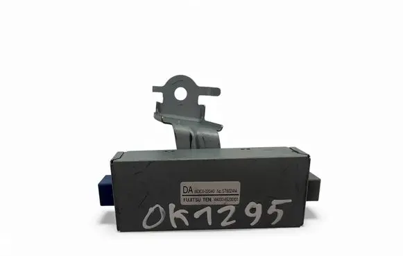 Toyota Corolla E210 E21 Aerial antenna amplifier 863C002040