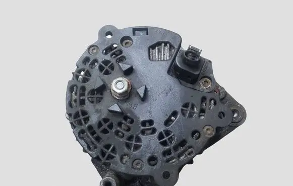 Volkswagen PASSAT CC Generator/alternator 0121715003