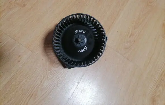 Opel Agila A Heater fan/blower 1736007301